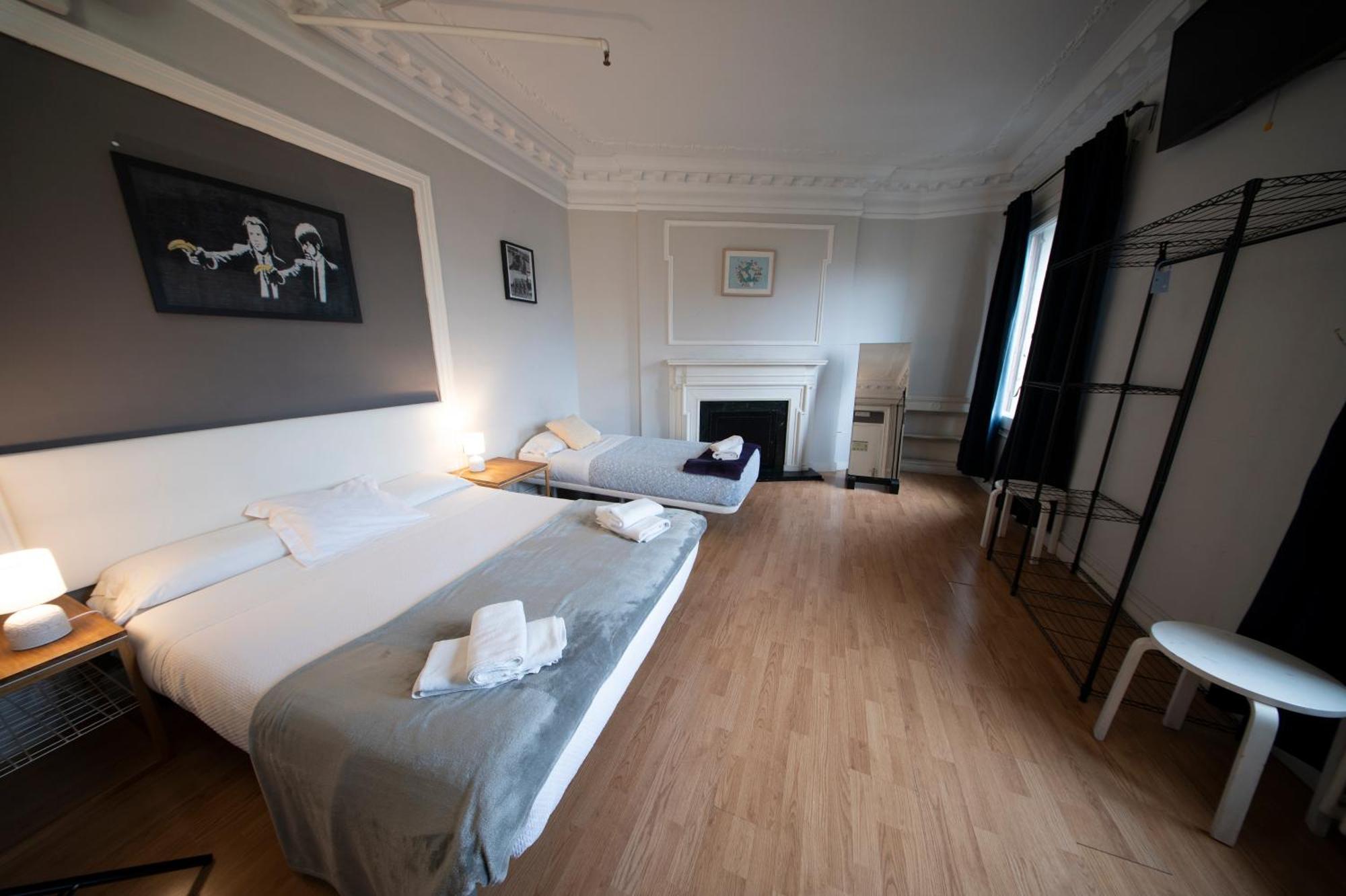 Wow Hostel Barcelona Eksteriør billede